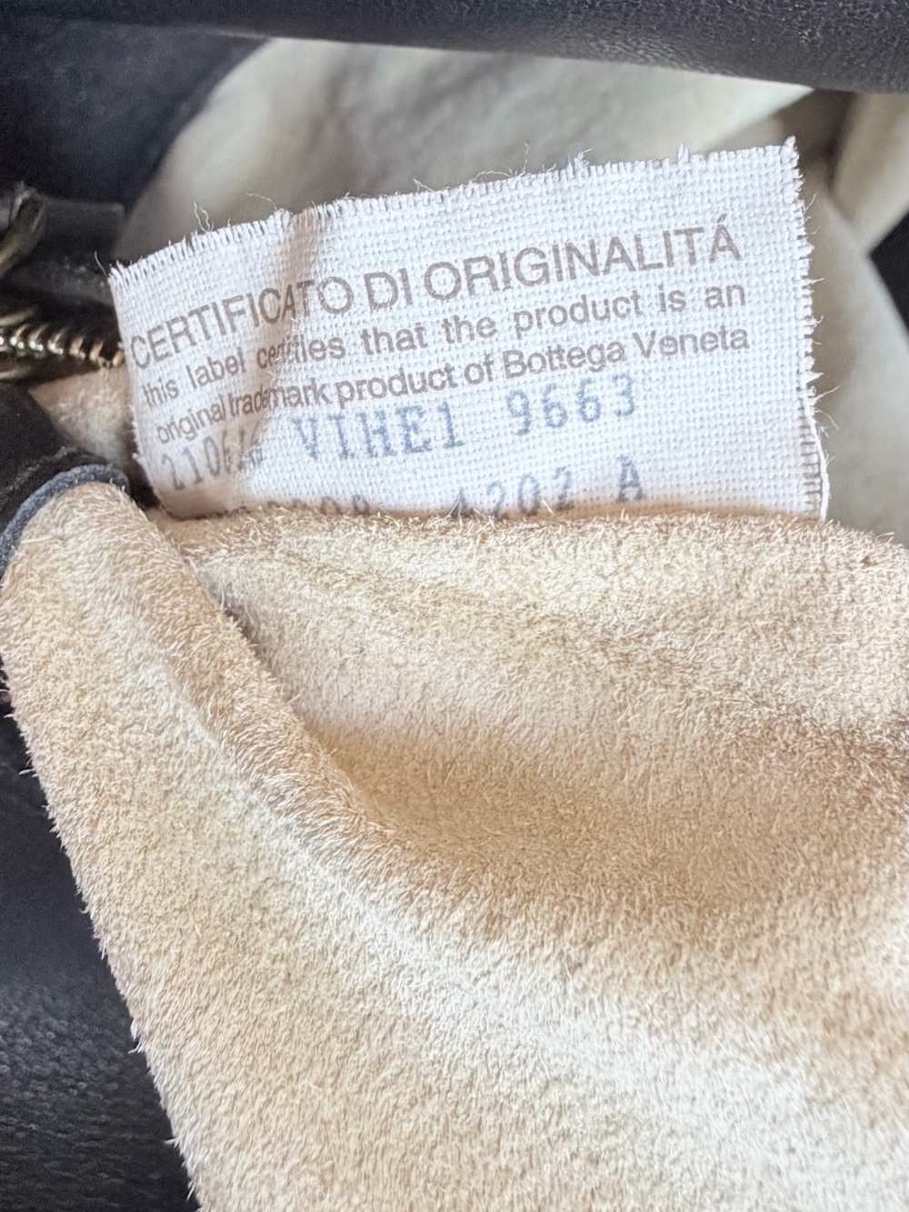 BOTTEGA VENETA Vintage Wavy Intrecciato Napa Leather Basket Tote. XL. Like New. - Picture 12 of 14